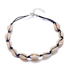 Load image into Gallery viewer, Chain and Seashell Choker Necklace (FREE SHIPPING)
